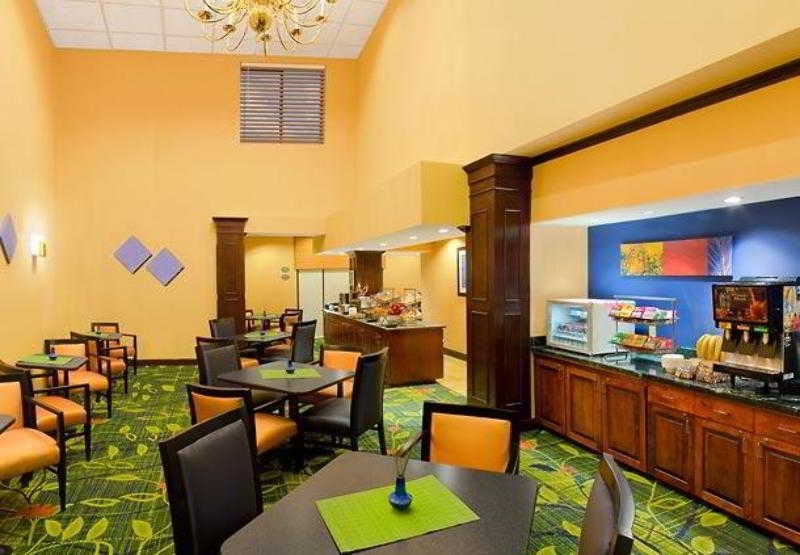 Fairfield Inn & Suites Atlanta Airport North Екстериор снимка